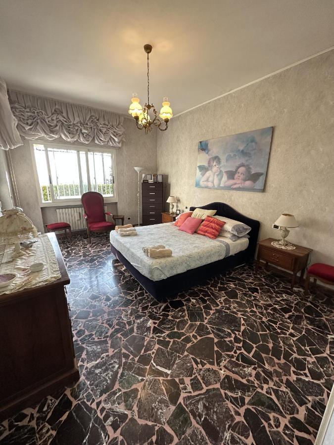 Le Rose Di Emma Villa Bordighera Buitenkant foto